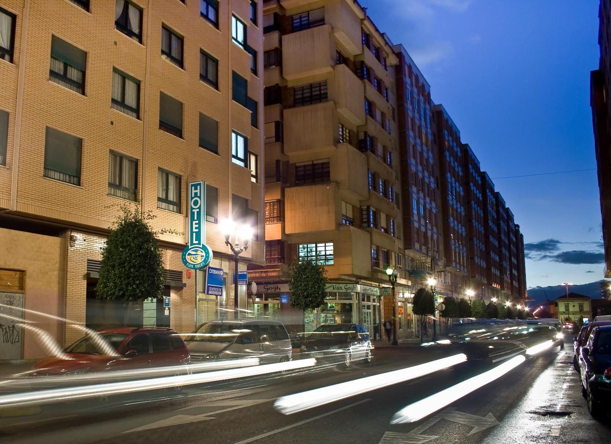 Hotel Playa Poniente Хихон Экстерьер фото