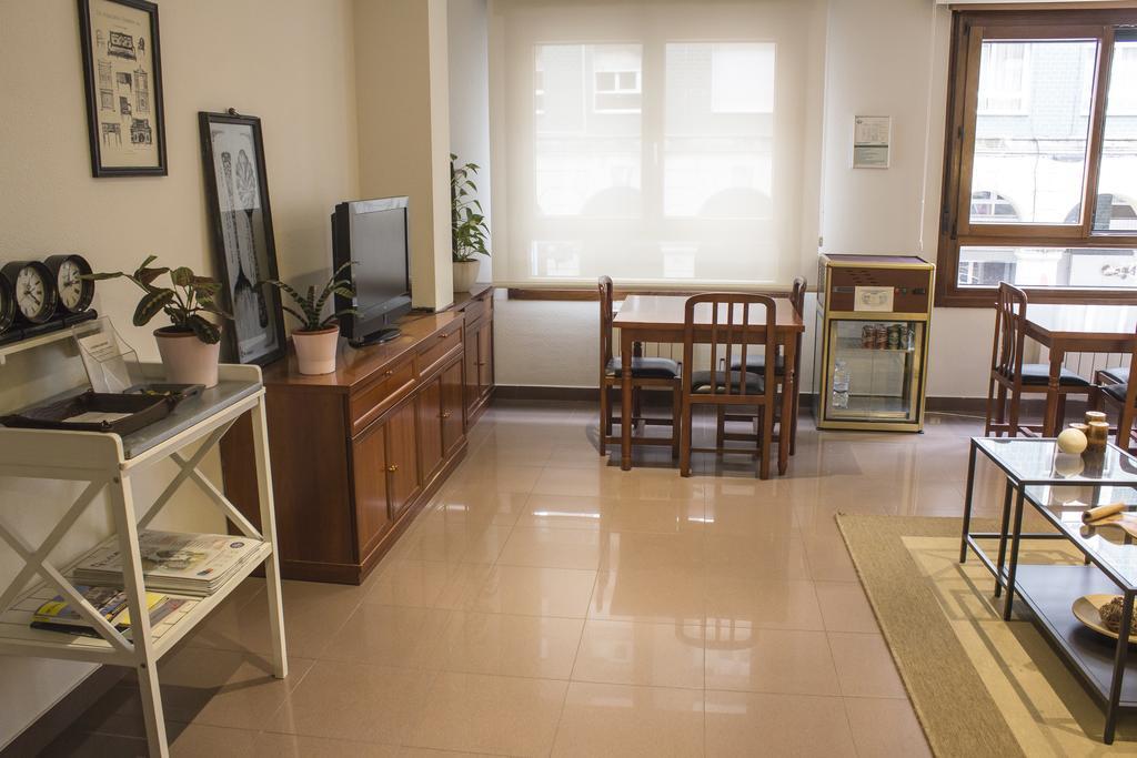 Hotel Playa Poniente Хихон Экстерьер фото